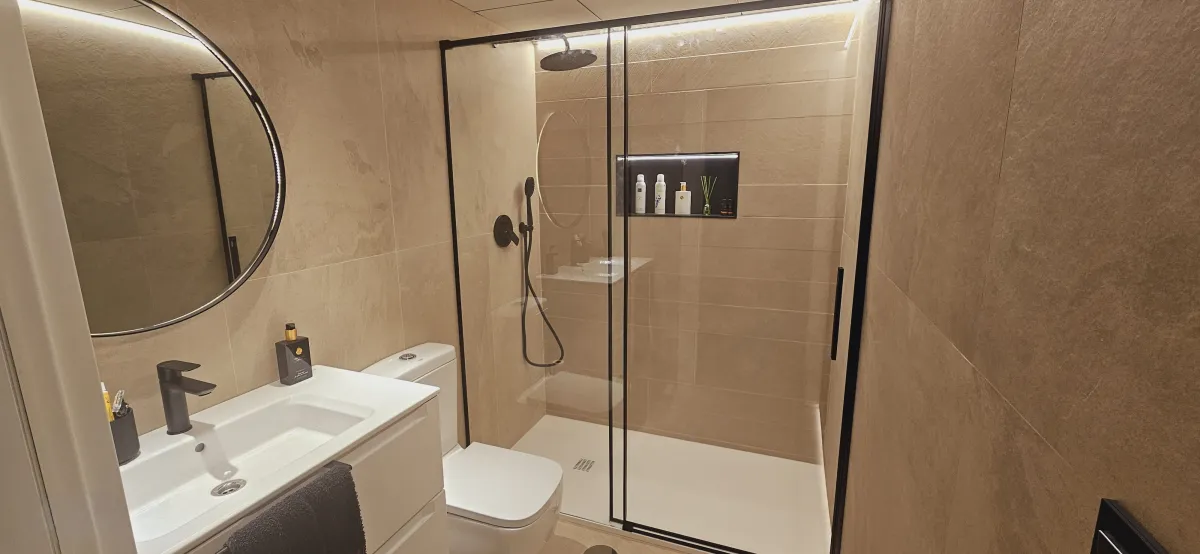 Iluminación de baños en Alicante