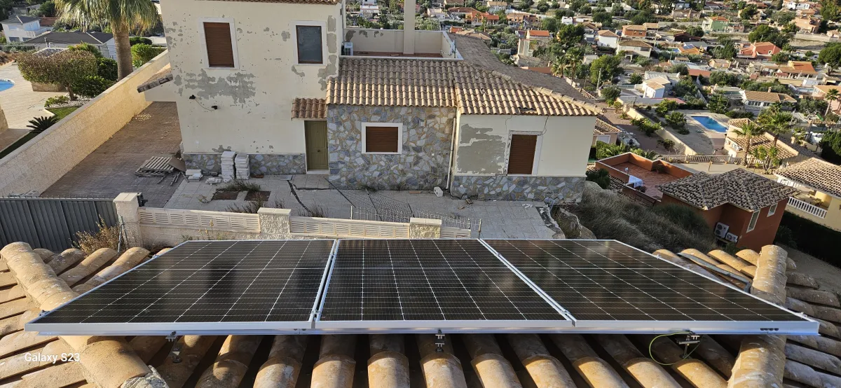 Todo tipo de instalaciones de paneles solares en Alicante